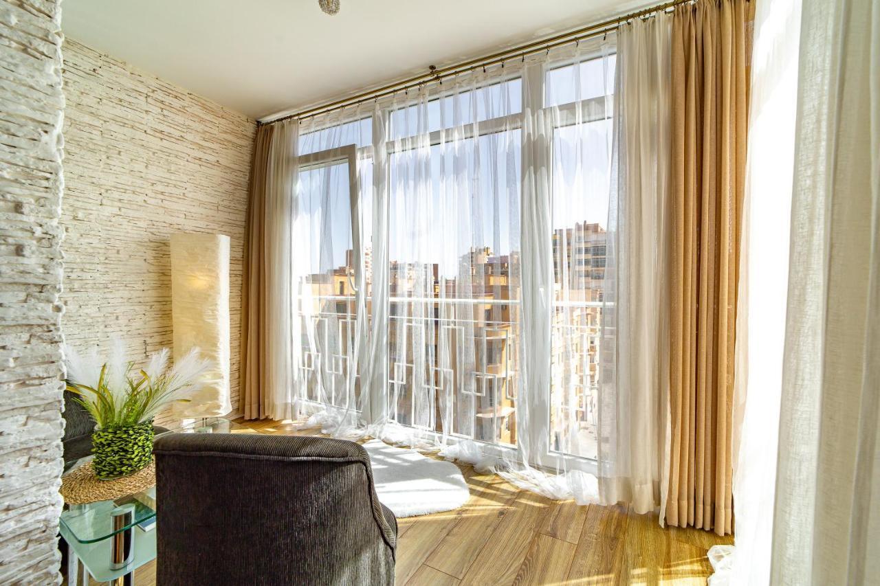 Appartamento Perla De Malagueta Málaga Esterno foto